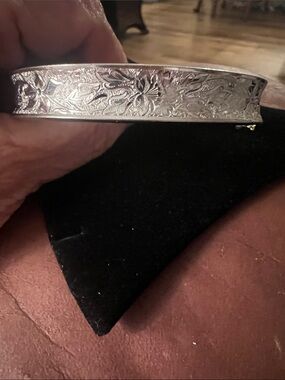 Vintage Sterling Silver Floral Engraved Bangle Bracelet EEEUC